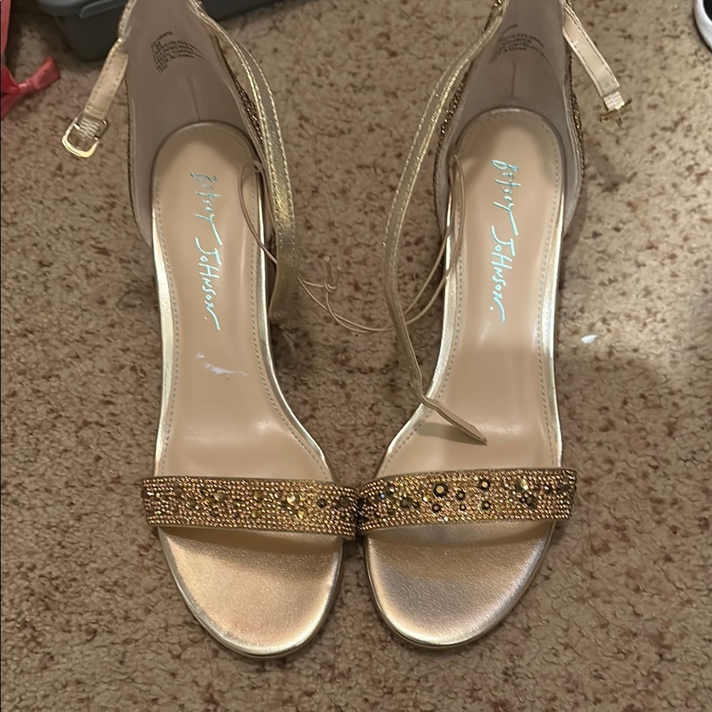 Betsey Johnson Bronze/Gold Women's Heels